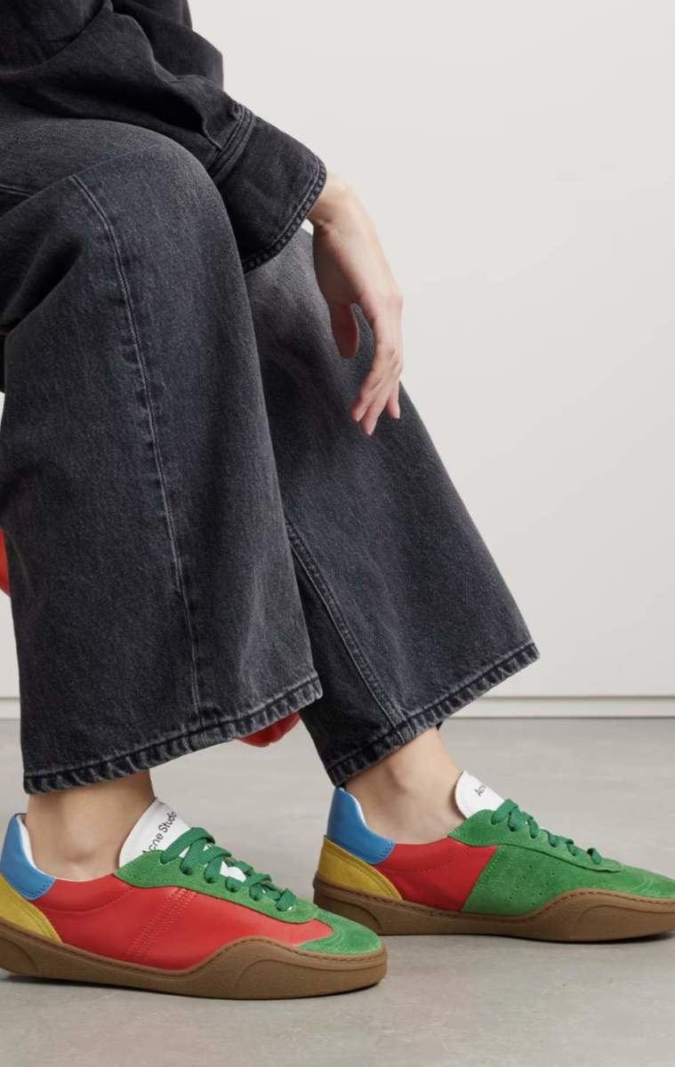 sneakers
